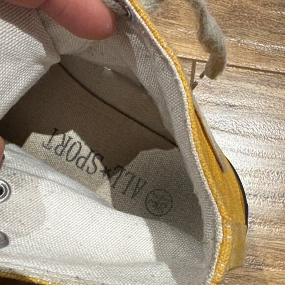 High-Top Sneakers - Yellow Tom & Jerry - Picture 11 of 11